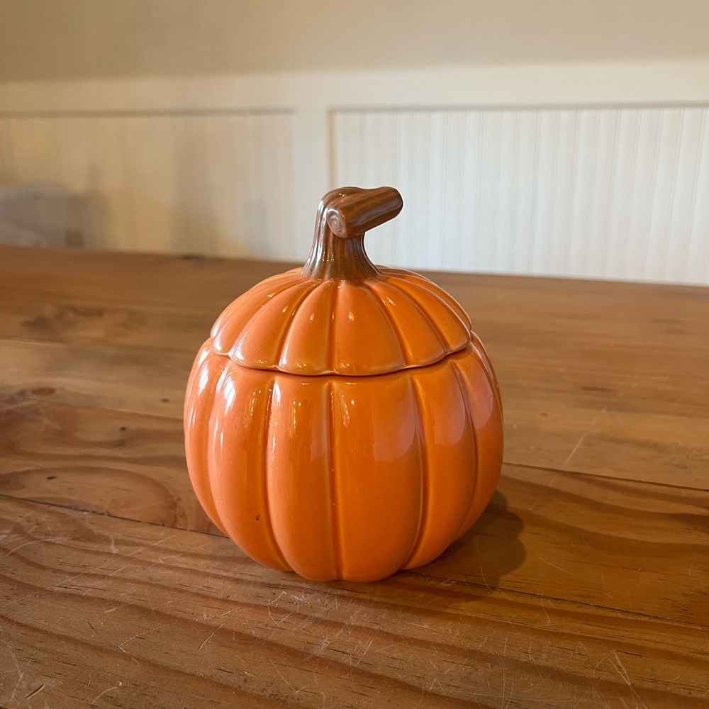 Hallmark Ceramic Orange Pumpkin with Lid